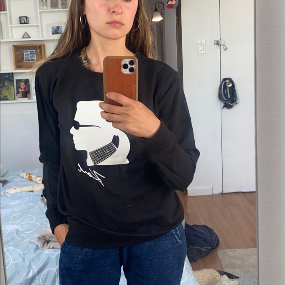 Karl Lagerfeld xsmall sweater